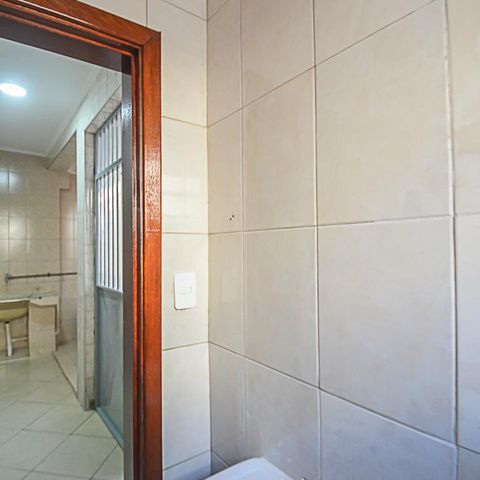 Casa à venda com 328m², 3 quartos e 6 vagasLavabo