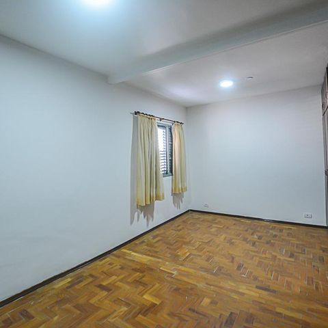 Casa à venda com 328m², 3 quartos e 6 vagasSuíte