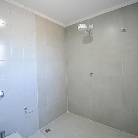 Casa à venda com 328m², 3 quartos e 6 vagasBanheiro da Suíte