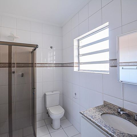 Casa à venda com 328m², 3 quartos e 6 vagasBanheiro