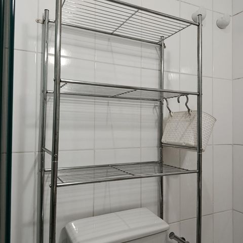 Studio para alugar com 30m², 1 quarto e 1 vaga Studio para alugar com 30m², 1 quarto e 1 vagaBanheiro