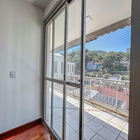 Apartamento à venda com 80m², 3 quartos e 2 vagasSala