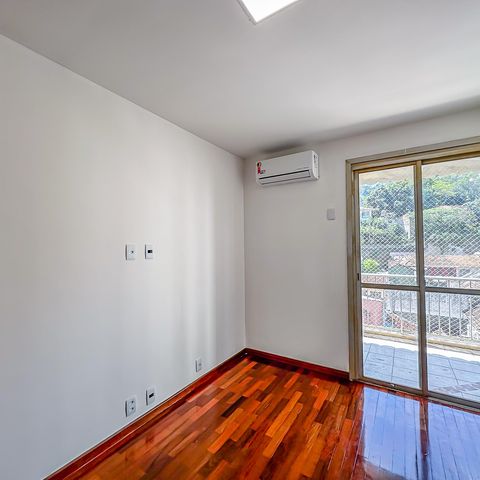 Apartamento à venda com 80m², 3 quartos e 2 vagasQuarto 1