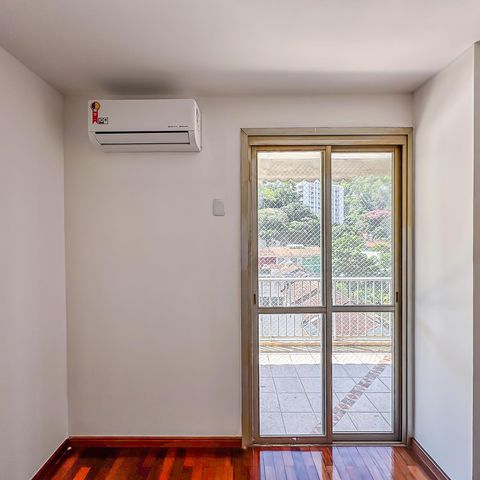 Apartamento à venda com 80m², 3 quartos e 2 vagasQuarto 1