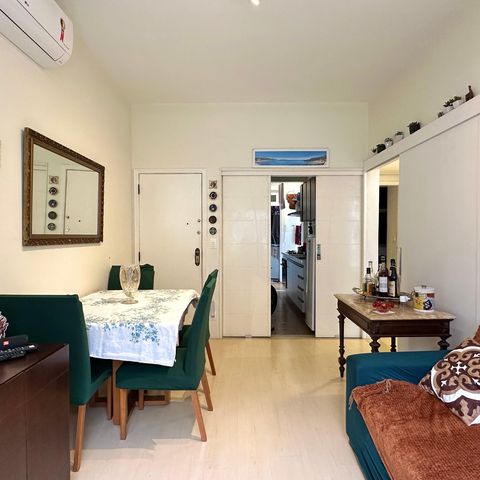 Apartamento para alugar com 75m², 2 quartos e 1 vagaSala