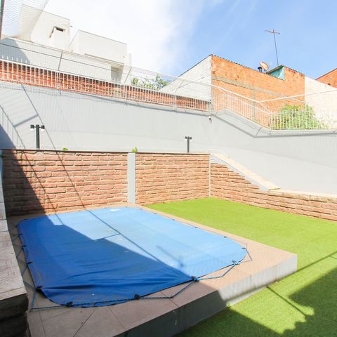 Casa à venda com 192m², 3 quartos e 3 vagasÁrea externa
