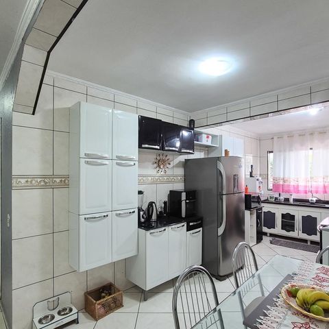 Casa para alugar com 376m², 4 quartos e 1 vagaCozinha