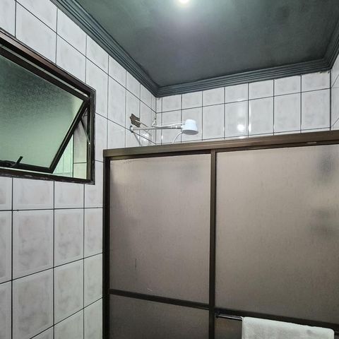 Casa para alugar com 376m², 4 quartos e 1 vagaCasa 2 - Banheiro da Suíte