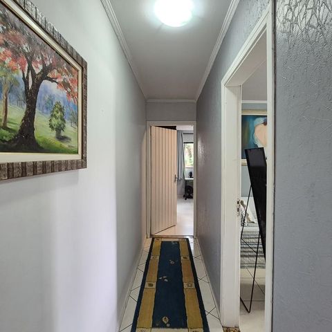 Casa para alugar com 376m², 4 quartos e 1 vagacorredor