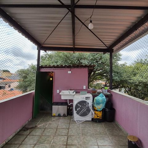 Casa para alugar com 376m², 4 quartos e 1 vagaCasa 2 - Área de serviço