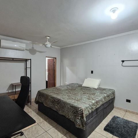 Casa para alugar com 376m², 4 quartos e 1 vagaCasa 2 - Suíte