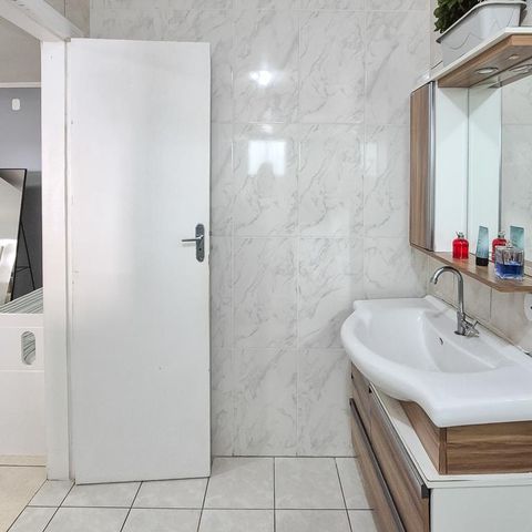 Casa para alugar com 376m², 4 quartos e 1 vagaBanheiro da Suíte 1