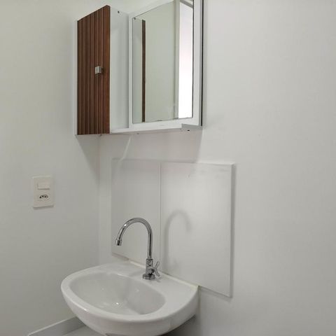 Apartamento para alugar com 34m², 2 quartos e sem vagaBanheiro