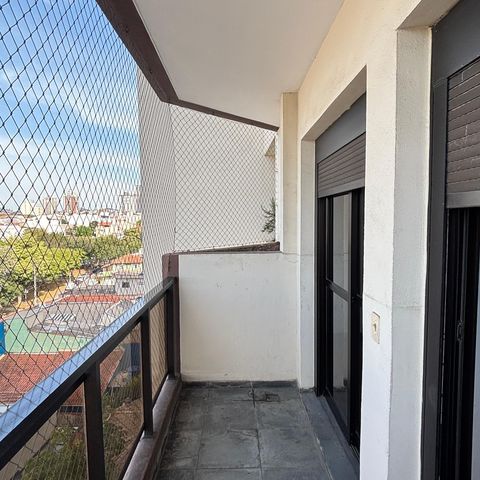 Apartamento à venda com 140m², 3 quartos e 2 vagasQuarto 1 Varanda