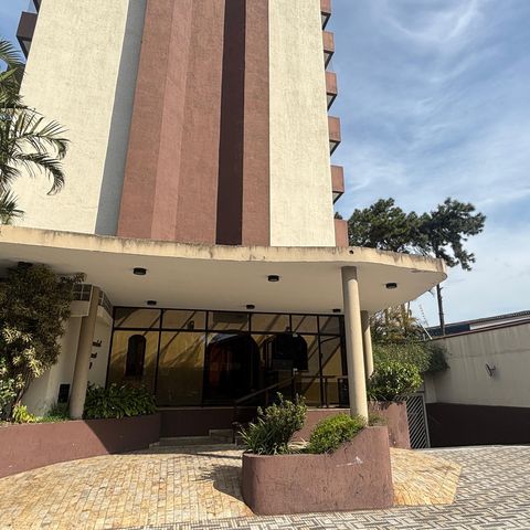 Apartamento à venda com 140m², 3 quartos e 2 vagasFachada