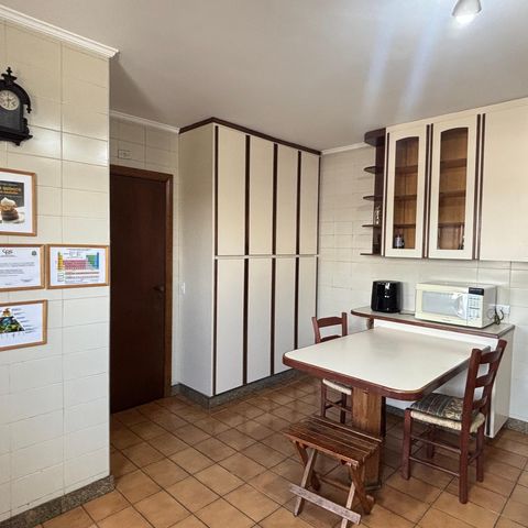 Apartamento à venda com 140m², 3 quartos e 2 vagasCozinha
