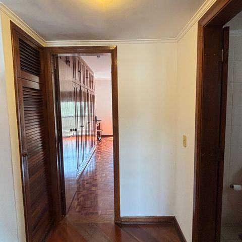 Apartamento à venda com 140m², 3 quartos e 2 vagasCorredor
