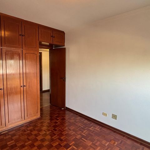 Apartamento à venda com 140m², 3 quartos e 2 vagasQuarto 2