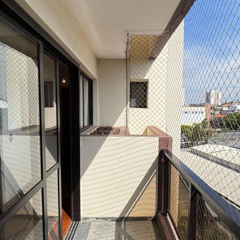 Apartamento à venda com 140m², 3 quartos e 2 vagasVaranda Sala