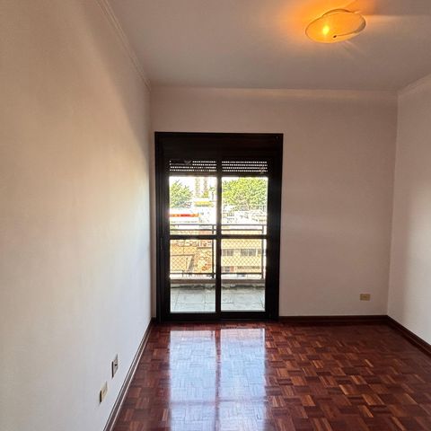 Apartamento à venda com 140m², 3 quartos e 2 vagasQuarto 2