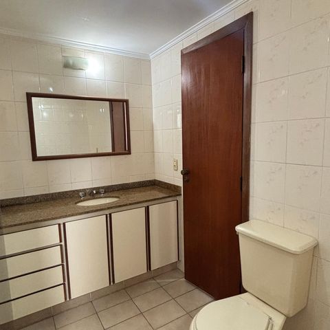 Apartamento à venda com 140m², 3 quartos e 2 vagasBanheiro da Suíte