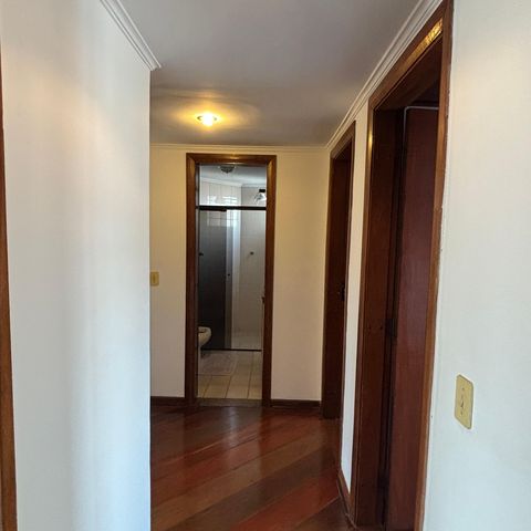 Apartamento à venda com 140m², 3 quartos e 2 vagasCorredor