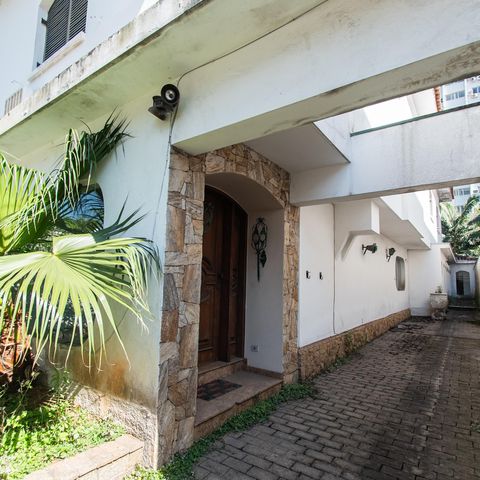Casa para alugar com 300m², 3 quartos e 3 vagasGaragem