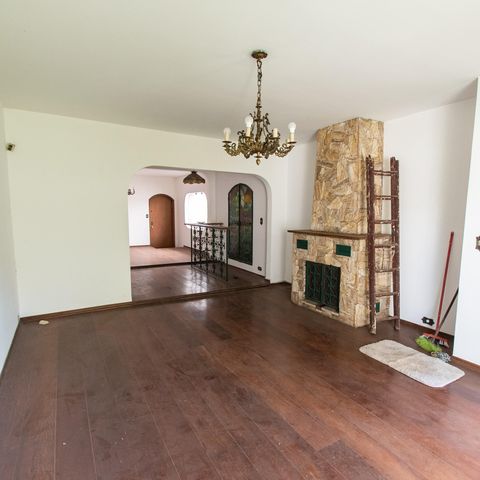 Casa para alugar com 300m², 3 quartos e 3 vagasSala