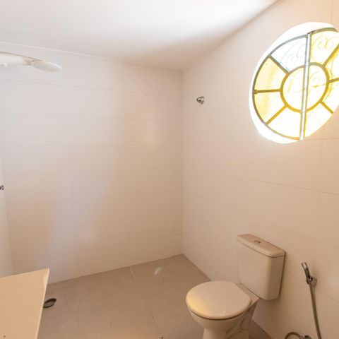 Casa para alugar com 300m², 3 quartos e 3 vagasBanheiro da Suíte 1