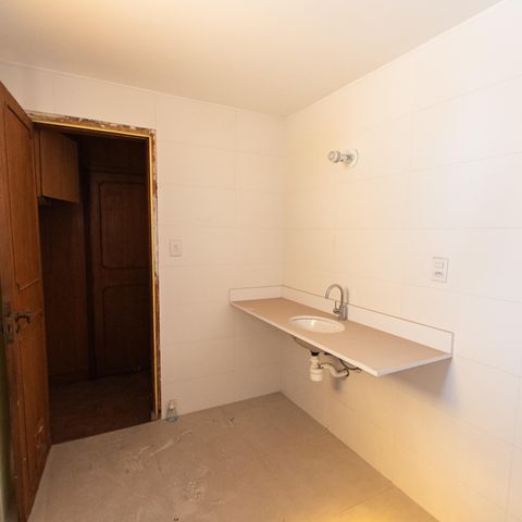 Casa para alugar com 300m², 3 quartos e 3 vagasBanheiro da Suíte 1