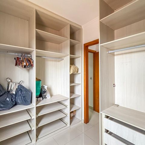 Apartamento à venda com 220m², 3 quartos e 4 vagasQuarto 2