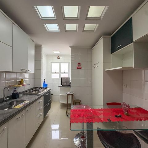 Apartamento à venda com 220m², 3 quartos e 4 vagasCozinha
