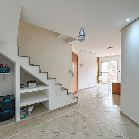 Apartamento à venda com 220m², 3 quartos e 4 vagasHall