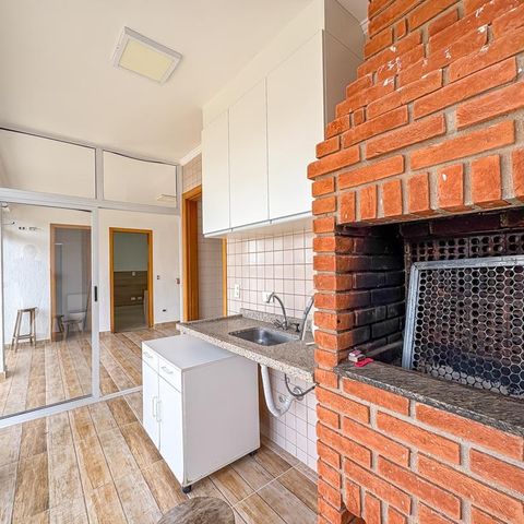 Apartamento à venda com 220m², 3 quartos e 4 vagasCobertura - Área Gourmet