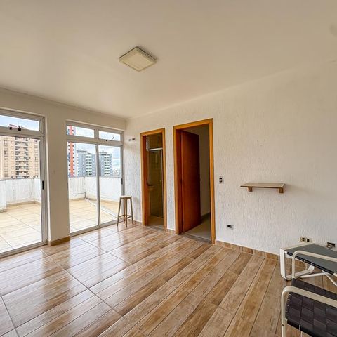 Apartamento à venda com 220m², 3 quartos e 4 vagasCobertura