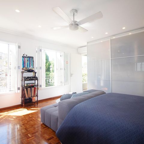 Casa à venda com 460m², 4 quartos e 3 vagas Casa à venda com 460m², 4 quartos e 3 vagasQuarto