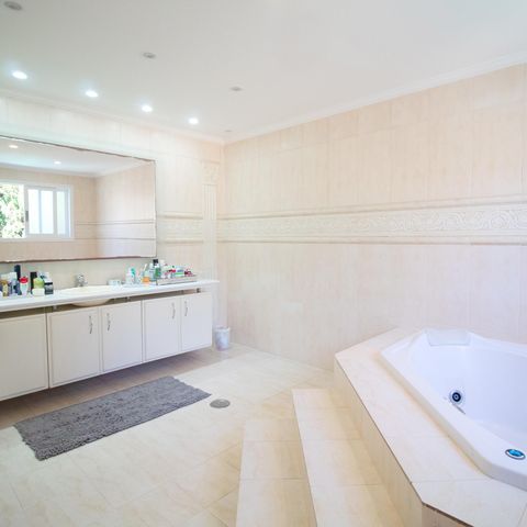 Casa à venda com 460m², 4 quartos e 3 vagas Casa à venda com 460m², 4 quartos e 3 vagasBanheiro do Quarto 3