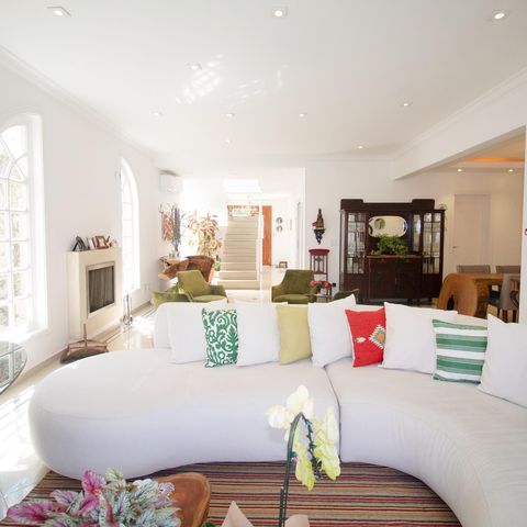 Casa à venda com 460m², 4 quartos e 3 vagas Casa à venda com 460m², 4 quartos e 3 vagasSala