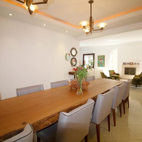 Casa à venda com 460m², 4 quartos e 3 vagas Casa à venda com 460m², 4 quartos e 3 vagasSala de Jantar