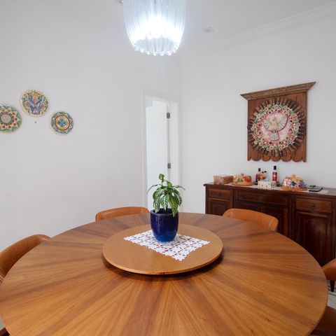 Casa à venda com 460m², 4 quartos e 3 vagas Casa à venda com 460m², 4 quartos e 3 vagasCopa