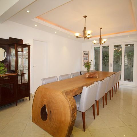 Casa à venda com 460m², 4 quartos e 3 vagas Casa à venda com 460m², 4 quartos e 3 vagasSala de Jantar