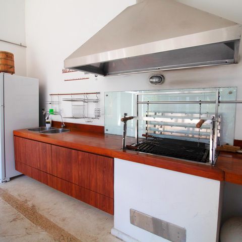Casa à venda com 460m², 4 quartos e 3 vagas Casa à venda com 460m², 4 quartos e 3 vagasÁrea comum
