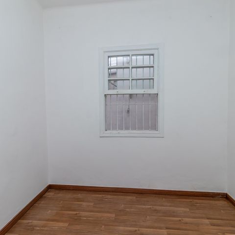 Casa à venda com 148m², 2 quartos e sem vagaQuarto 2