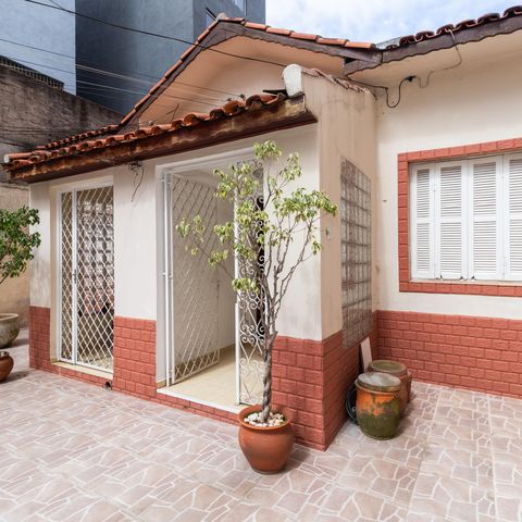 Casa à venda com 148m², 2 quartos e sem vagaQuintal