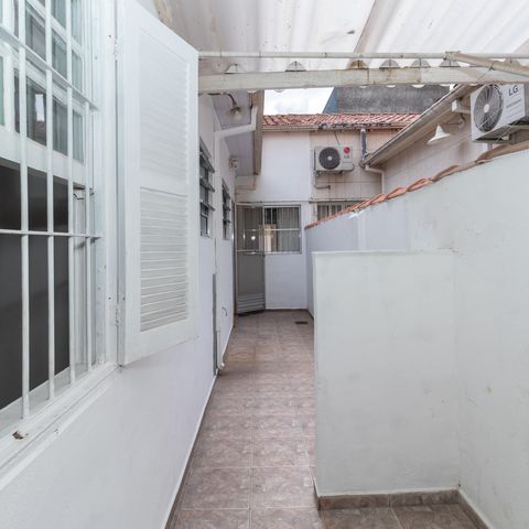 Casa à venda com 148m², 2 quartos e sem vagaÁrea de Serviço