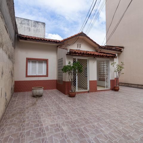 Casa à venda com 148m², 2 quartos e sem vagaQuintal