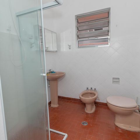 Casa à venda com 148m², 2 quartos e sem vagaBanheiro