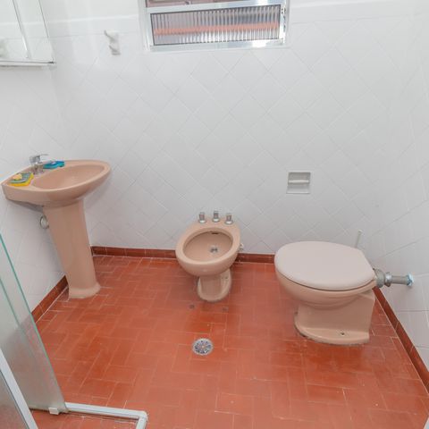 Casa à venda com 148m², 2 quartos e sem vagaBanheiro