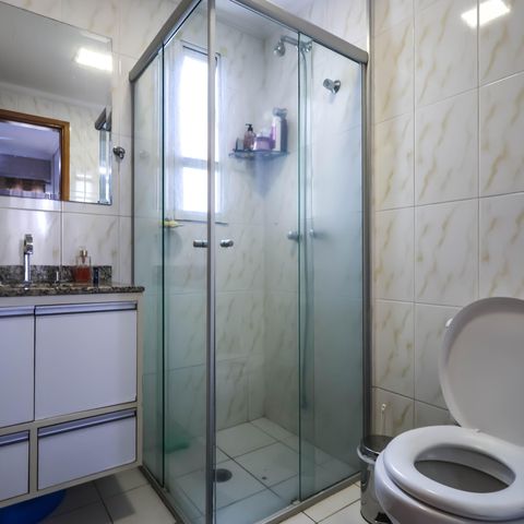 Apartamento à venda com 68m², 3 quartos e 2 vagasBanheiro da Suíte