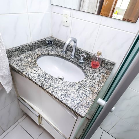 Apartamento à venda com 68m², 3 quartos e 2 vagasBanheiro Social